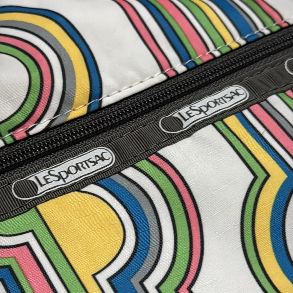 LeSportSac Crossbody Bag-Nylon Retro Print-Wide Gray Strap-3 Zip Compartments - Picture 5 of 16